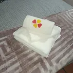 Liz * Tías